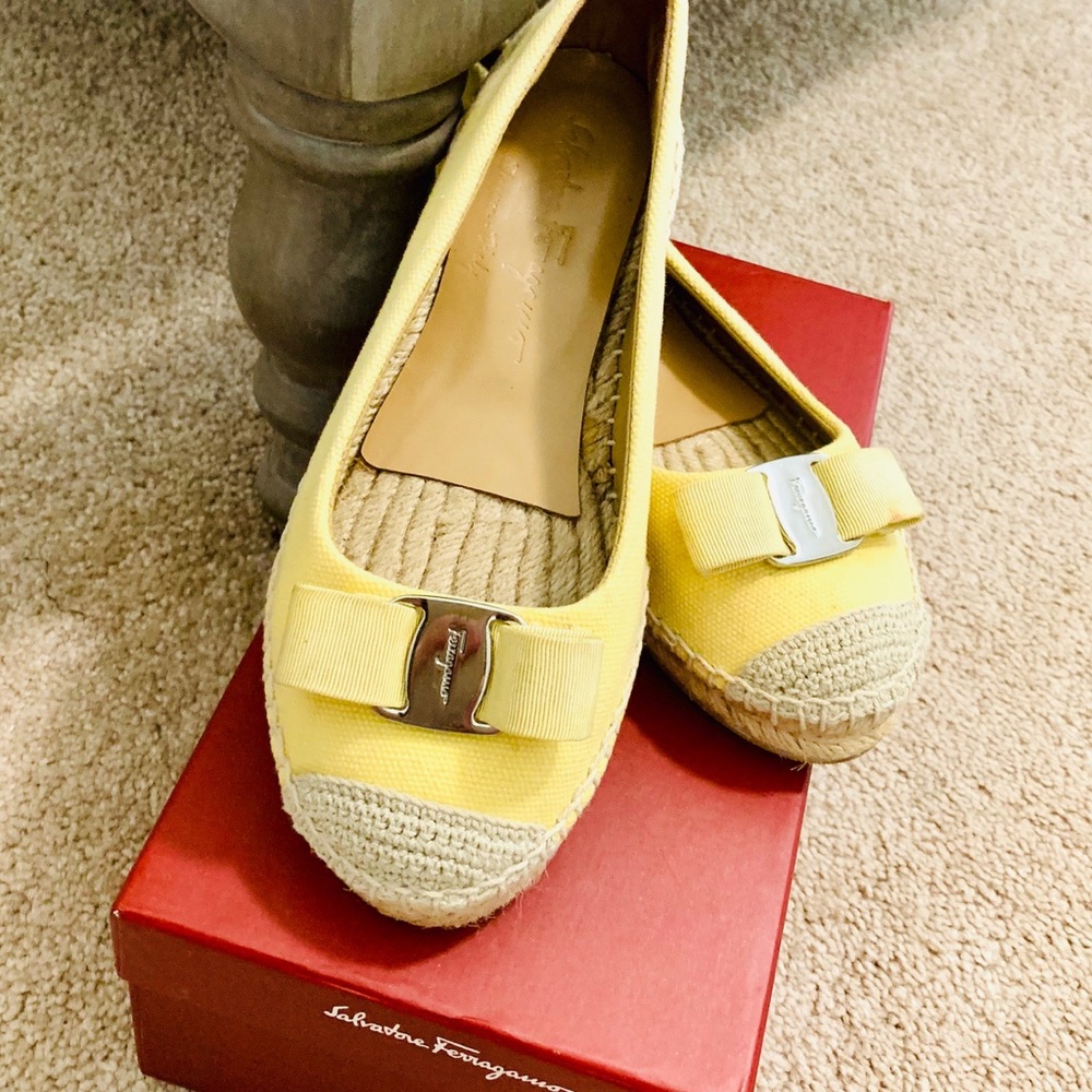 flat shoes